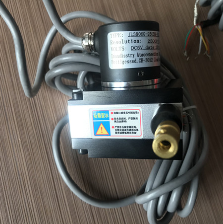 �������xλ�Ƃ������ڰ��b����ļ���С֪�R